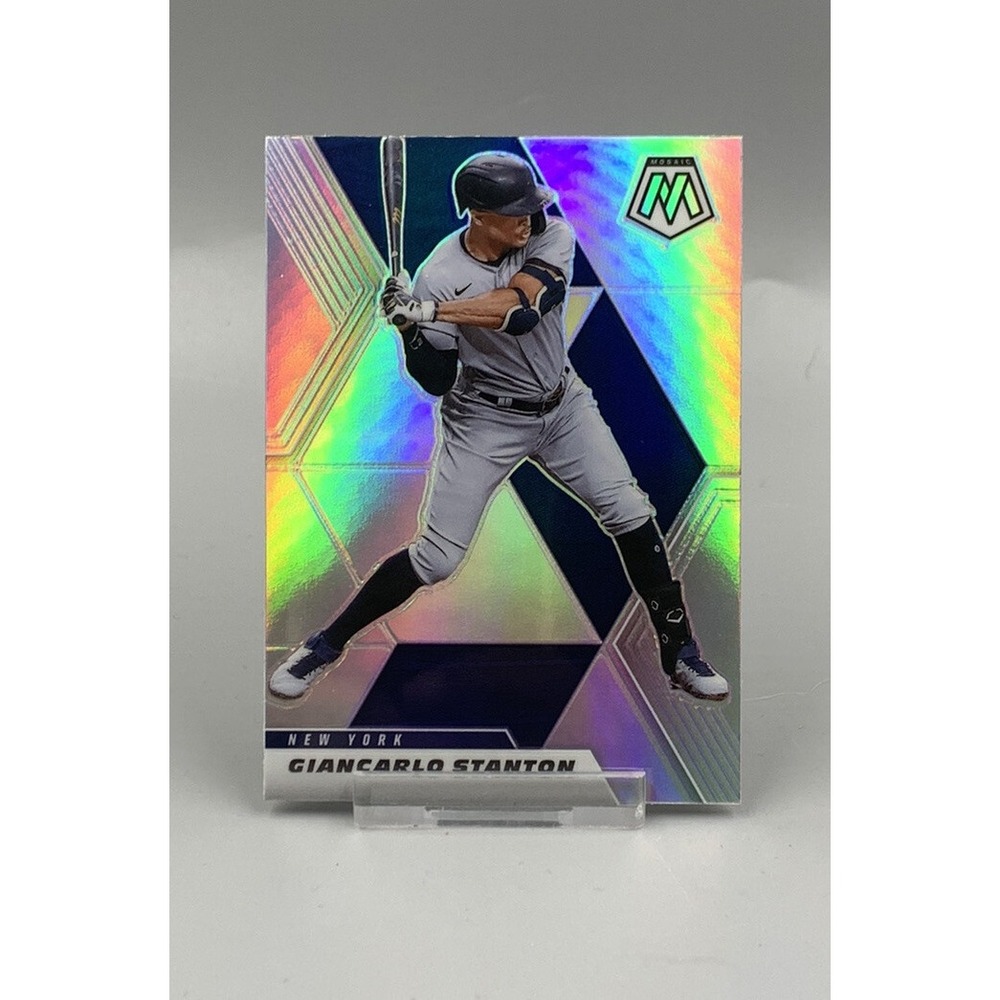 2021 Panini Mosaic Baseball Giancarlo Stanton Silver Prizm #118 NY Yankees